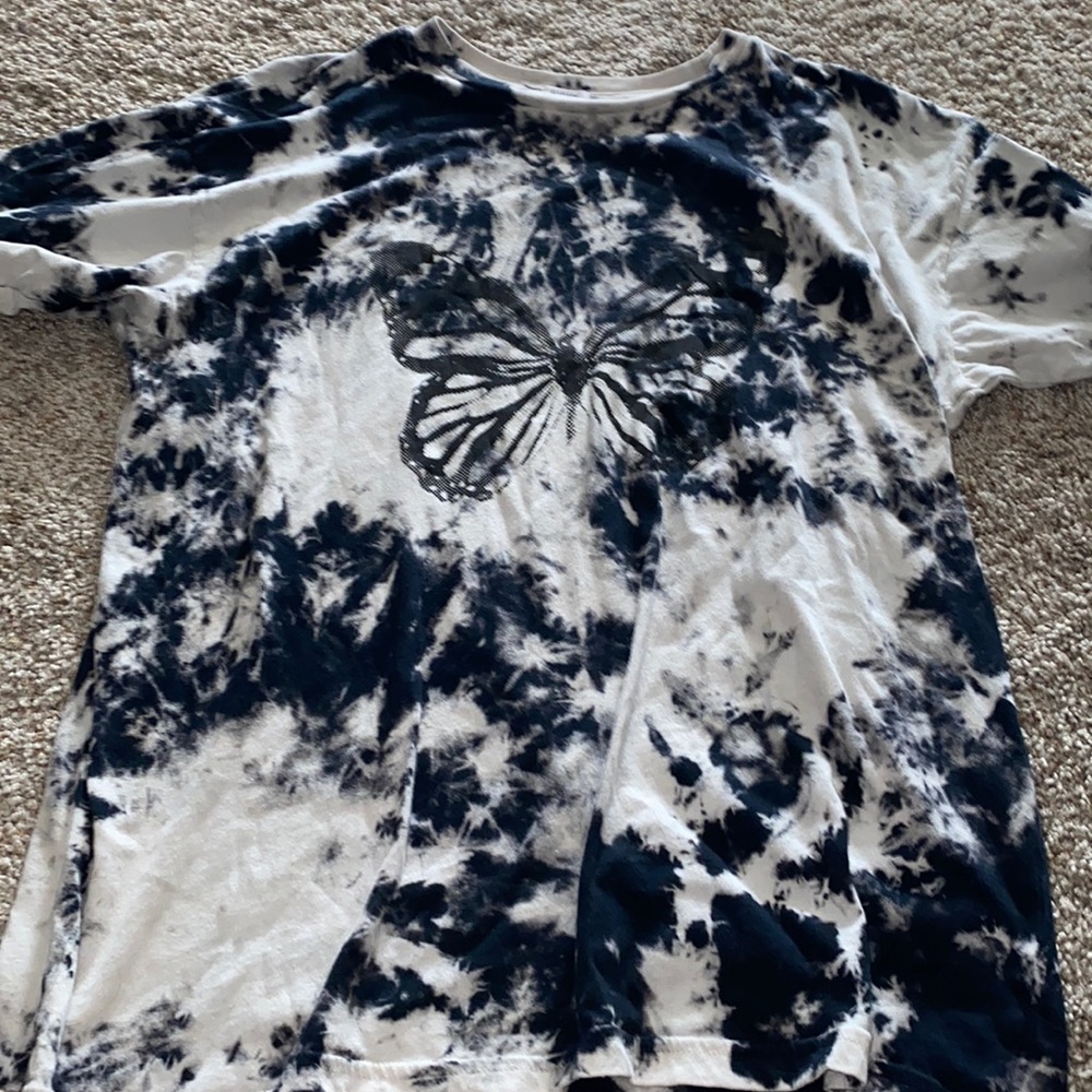GARAGE graphic tee